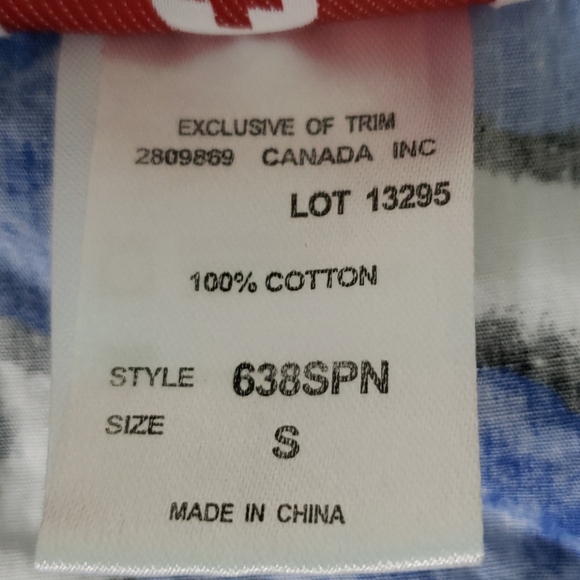 White Cross Graphic Blue Dot Srub Small - Picture 8 of 8